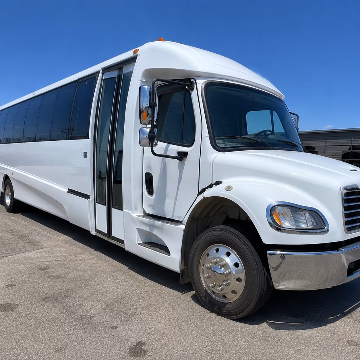 charter buses for north port corporate events and business shuttles