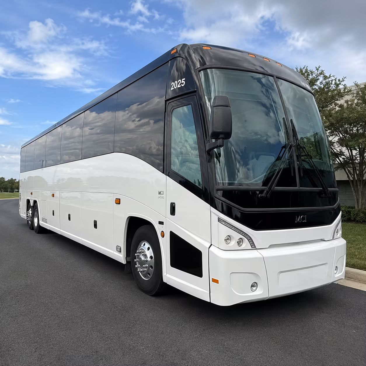 construction site and job site group transportation in north port