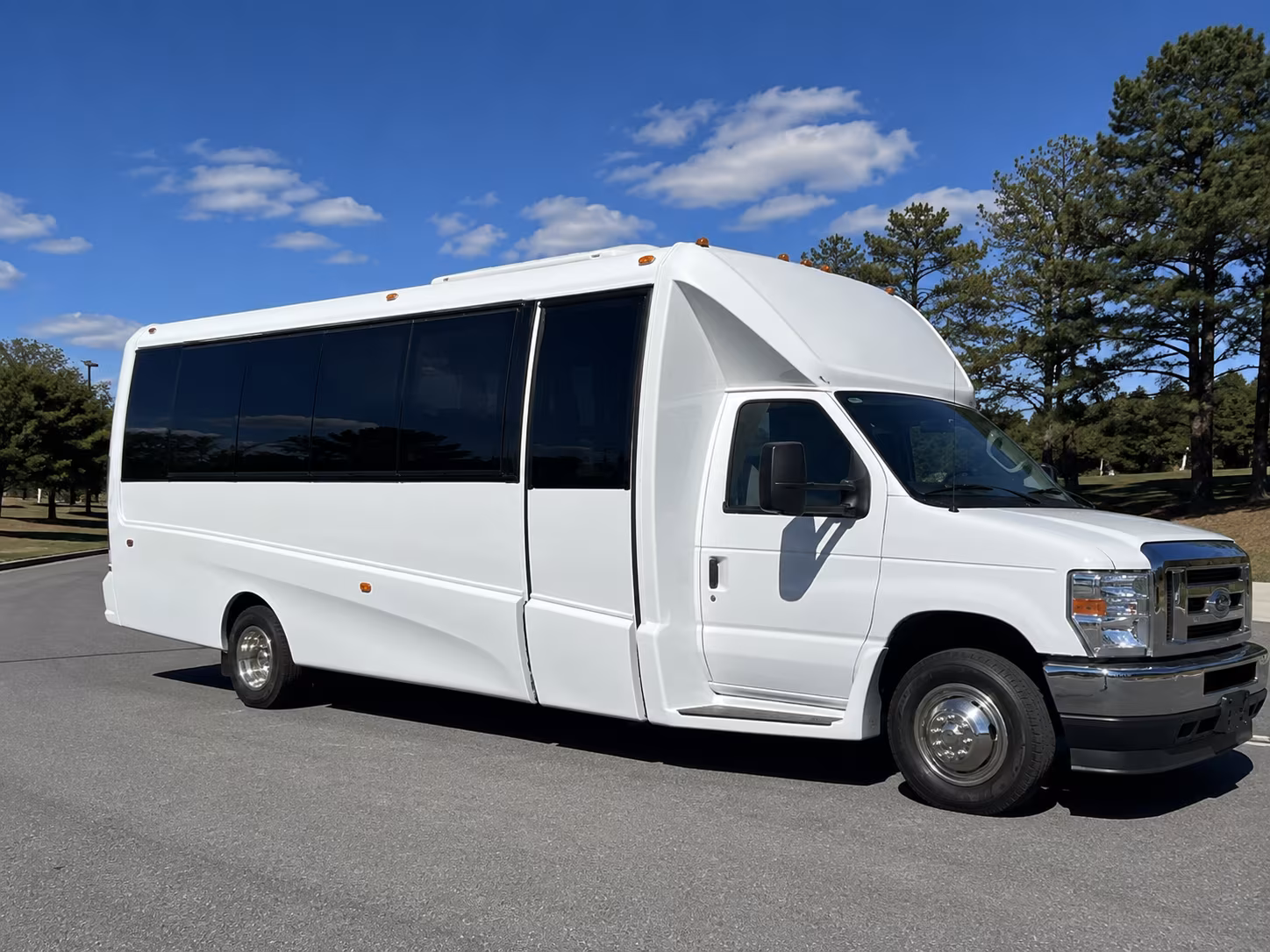 party buses and charter buses to tampa bay buccaneers games at raymond james stadium